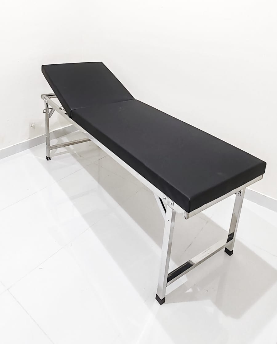 EXAMINATION COUCH