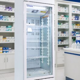 BPR-5V298  Laboratory Refrigerator
